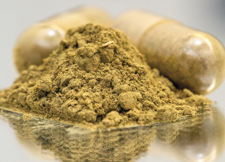 Buy Kratom, the Popular Herbal Supplement Capsules UK.