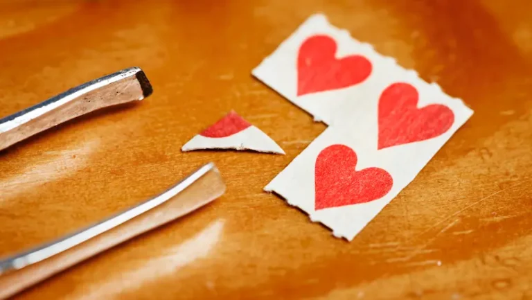 LSD and Mental Health UK Europe USA Guide | microdosepills.co.uk